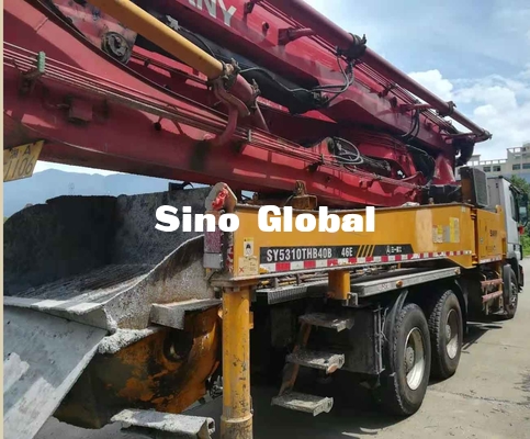 12Mpa รถปั๊มคอนกรีตมือสอง Euro4 46m 4 ส่วนการเข้าถึงแนวตั้ง