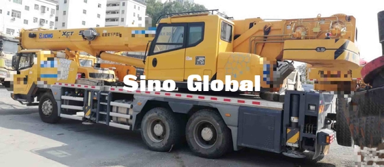 เครนมือ 2 XCMG 25 ตัน รถบรรทุกติดเครน 21m เส้นผ่านศูนย์กลางการหมุน