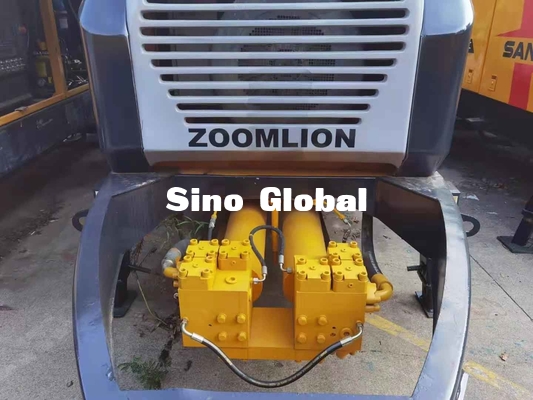 Zoomlion ปั๊มพ่วงคอนกรีตมือสอง HBT60.13 174KW สีเทาสีเขียว